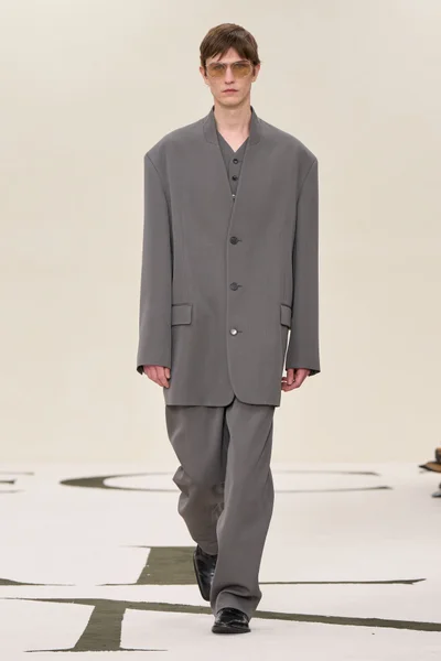 Look 2